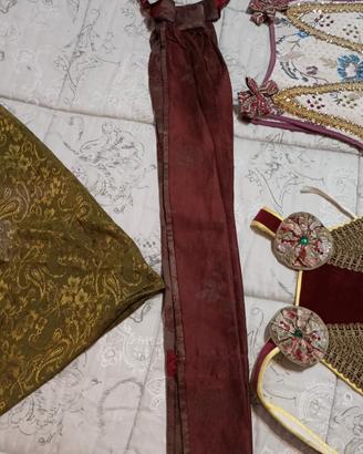 pezzi per costume sardo da donna.