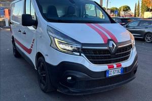 RENAULT Trafic van T29 2.0 blue dci 170cv L1H1 EDC