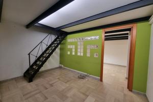 Locale deposito ufficio