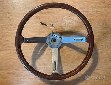 Volante hellebore alfa romeo