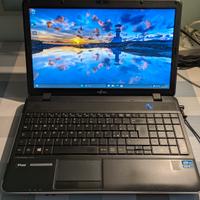 Notebook, computer portatile Fujitsu Lifebook A512