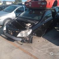 Opel Astra H SW 2005 Demolita - Per Ricambi