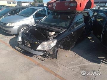 Opel Astra H SW 2005 Demolita - Per Ricambi