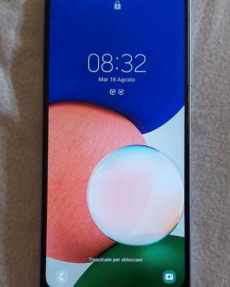 Cellulare Samsung Galaxy A22 5G perfetto.