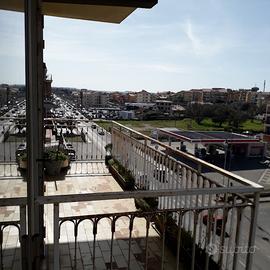 Ampissimo Appartamento Centralissimo Con Ascensore