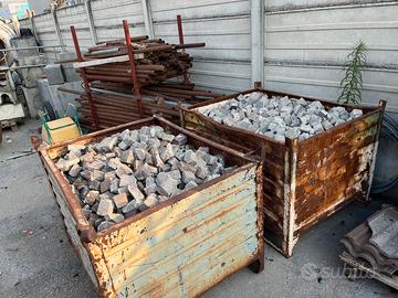 Pavimento cubetti in porfido recuperati