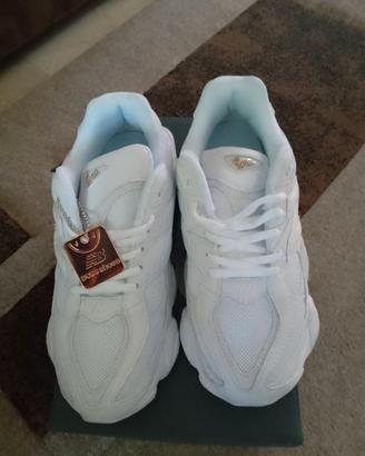 Scarpe New Balance 9060