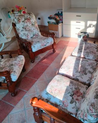 Divano 3 posti e poltrone 