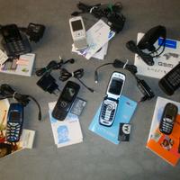 Apple, Motorola, Nokia, ecc.- 9 Cellulari vintage