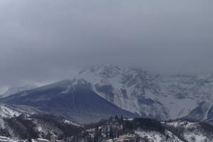 Rustico con vari appezzamenti di terreno