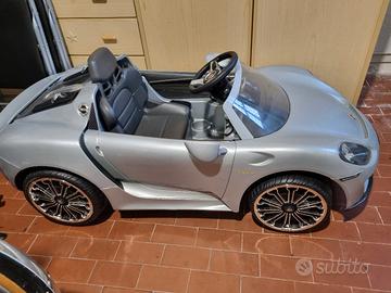 macchina elettrica per bambini