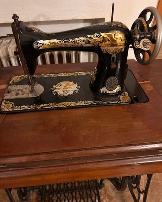 Macchina da cucire Singer 1921 prodotta in Scozia,