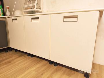 MOBILI BASE CUCINA + TOP – €330