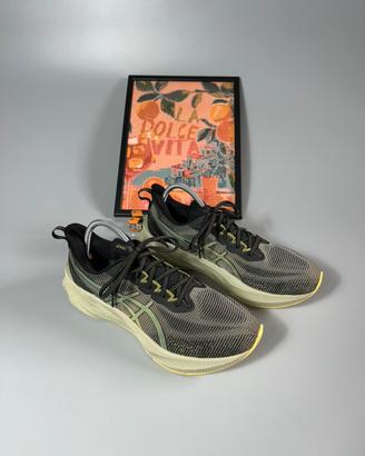 Scarpe Asics Novablast 3 LE  Numero: 45