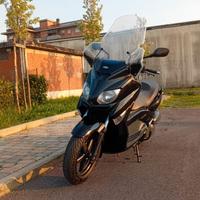 Yamaha x-max 125
