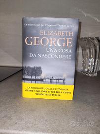 Romanzo thriller  "Una cosa da nascondere"
