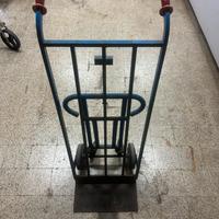 Carrello porta pacchi