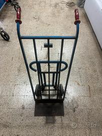 Carrello porta pacchi