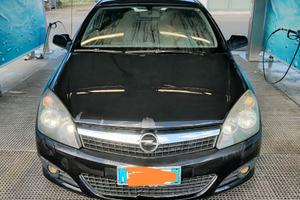 Opel Astra gtc