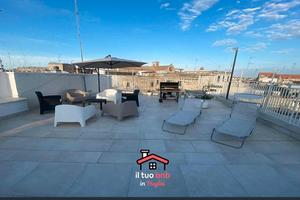 Centrale con terrazza a 15 min dal mare e AirPort