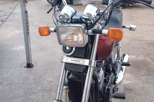 Honda VT 500 custom