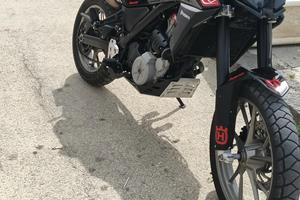 Husqvarna 650 TR - strada
