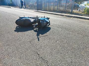 Mp3 Piaggio 300 hpe incidentato e furto parziale