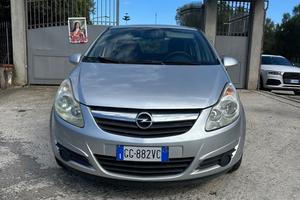 Opel Corsa 1.2 5 porte Cosmo