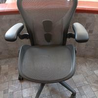 sedia ergonomica Hermann Miller Aeron Grafite 