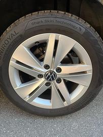 Cerchi originali wolksvagen +gomme nuove da 16