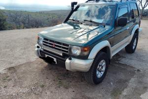mitsubishi pajero