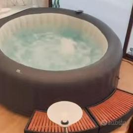 PISCINA IDROMASSAGGIO GONFIABILE RISCALDATA