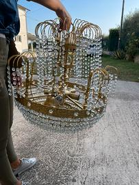 2 lampadari in ottone d’orato con cristalli