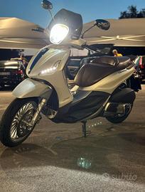 Piaggio Beverly 300