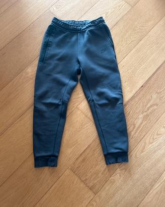 Pantaloni nike
