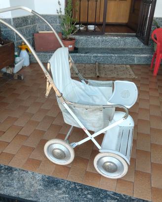 Passeggino antico
