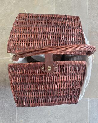 Cesto PicNic + Accessori / Girla x Raccolta Funghi