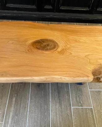 Tavolino di legno e ferro fatto a mano