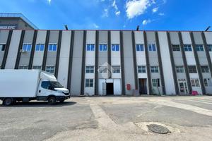 CAPANNONE A POMEZIA