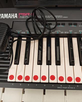 Pianola Yamaha PSR3