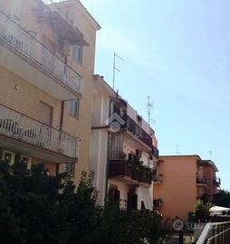 4 LOCALI A ROMA