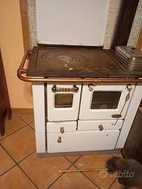 cucina a legna poutagè