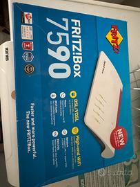 Fritzbox 7590, due repeater 1750E e un 2400.