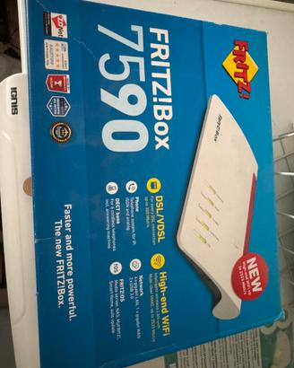 Fritzbox 7590, due repeater 1750E e un 2400.