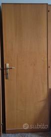 PORTA IN LEGNO