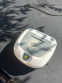 Robot elettrico pulisci piscina