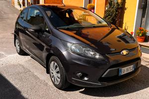 Ford Fiesta 1.6 TDI 3 porte NEOPATENTATI