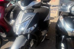 Kymco Agility 200i R 16 +