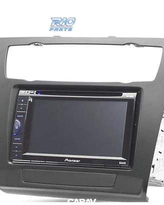 CORNICE NERA PER AUTORADIO 2-DIN BMW SERIE 1 E81 E