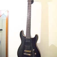 chitarra elettrica tipo PRS Custom 24